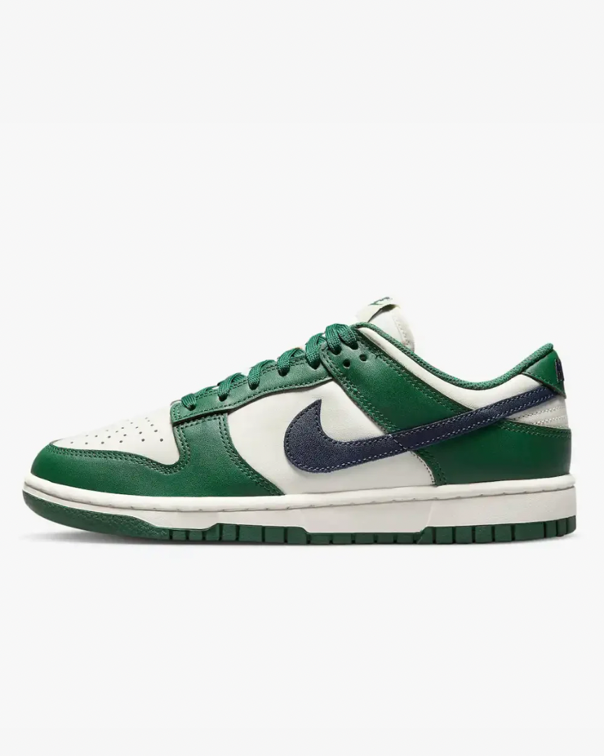 Midnight green 2025 nike shoes