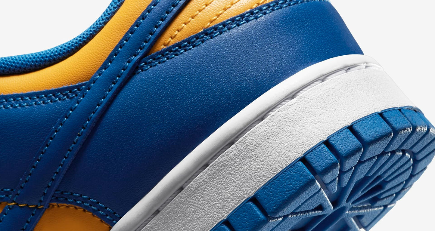 Nike - Dunk Low - UCLA