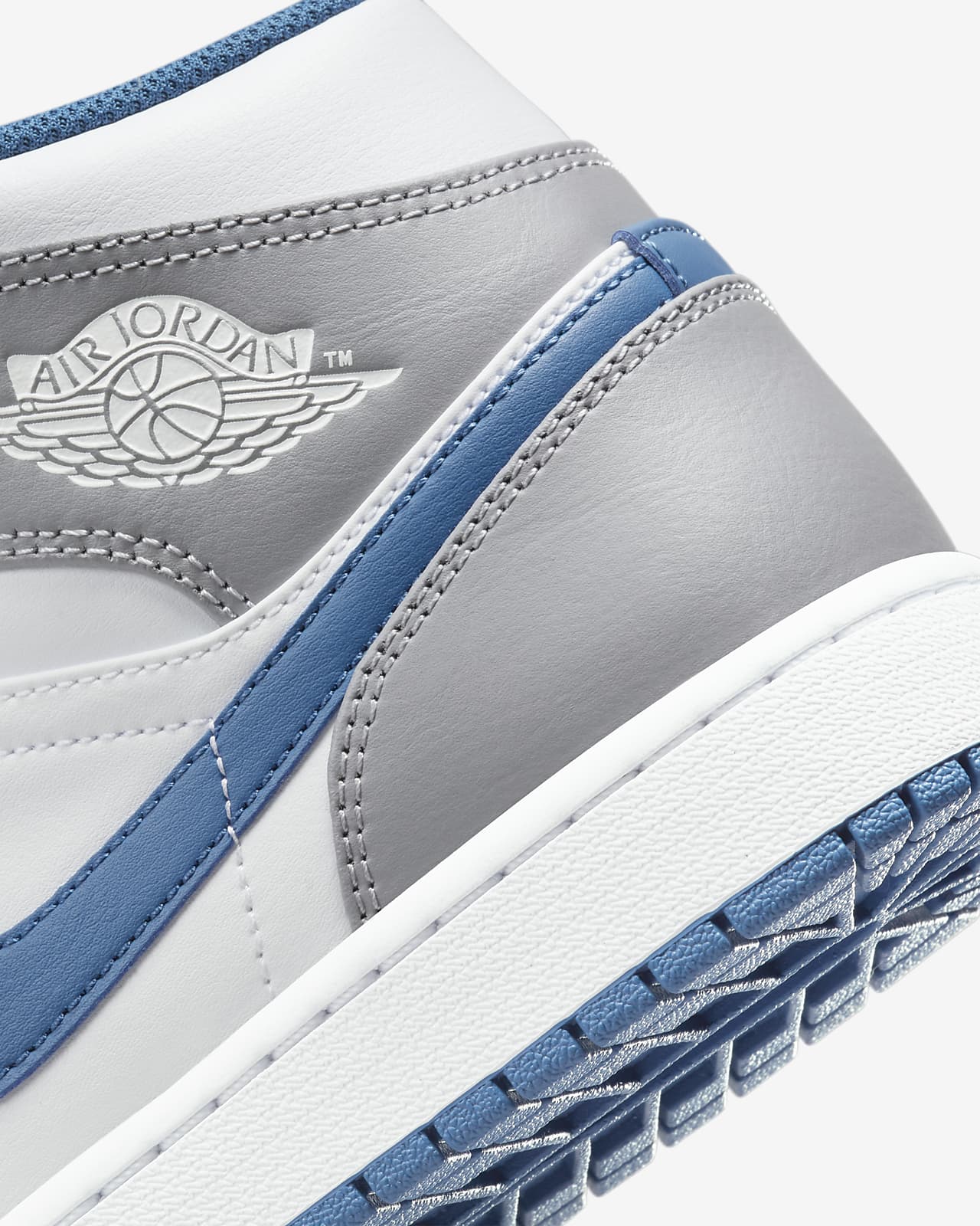 Nike - Air Jordan 1 Mid - True Blue
