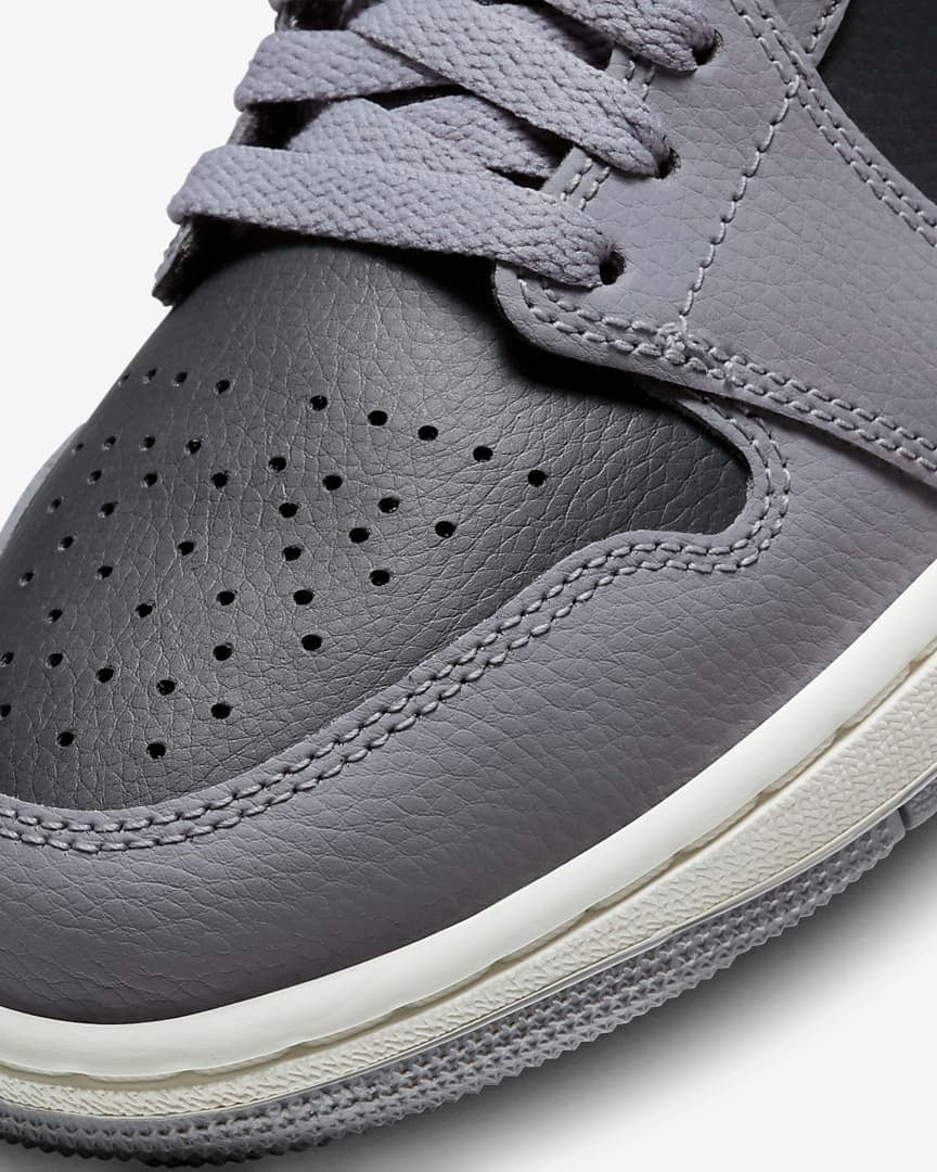 Nike Air Jordan MID Cement Grey - Main Image