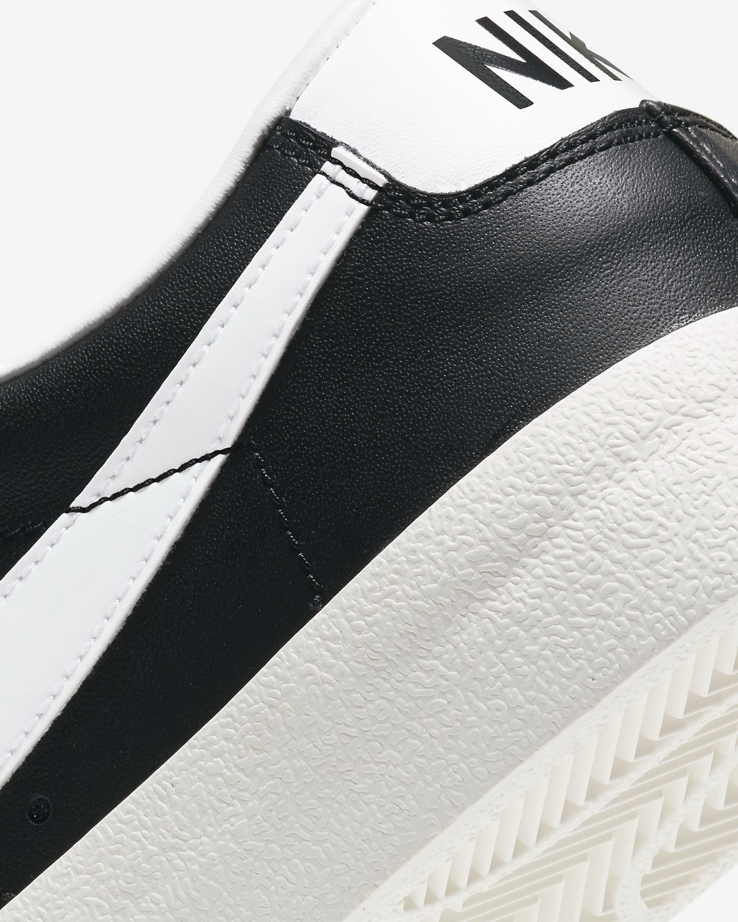 Nike - Blazer Low 77 vntg - Black White