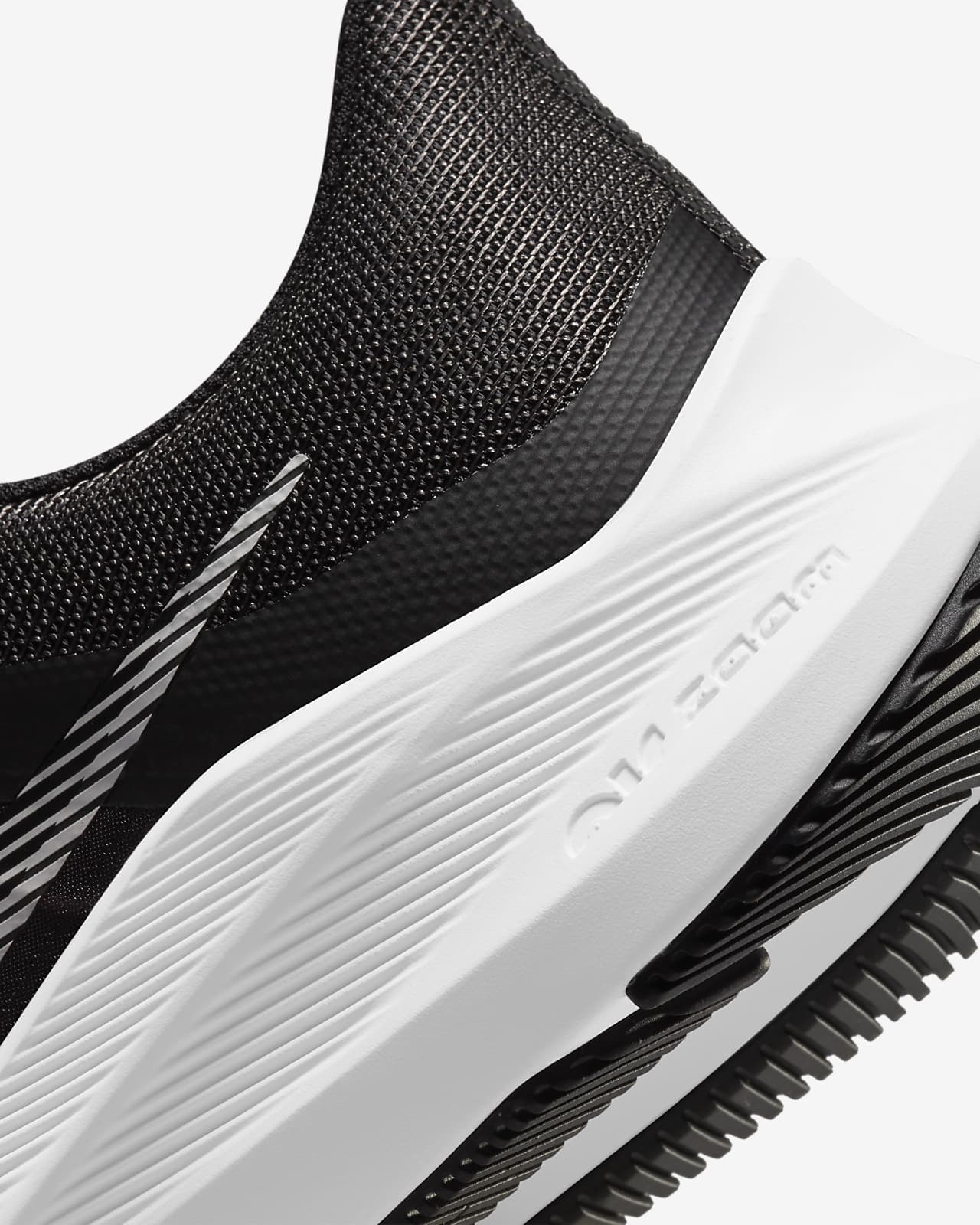 Nike - Air Zoom - Winflo 8