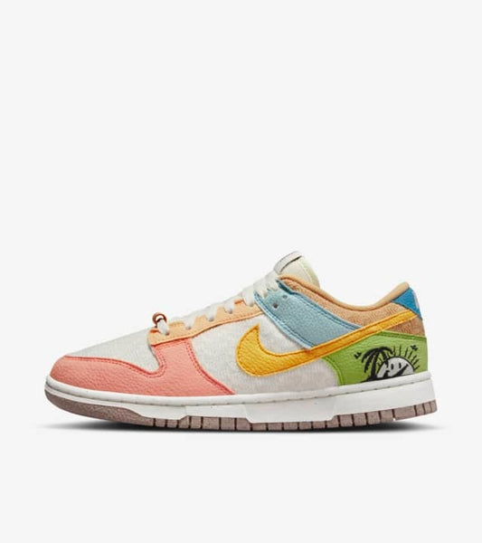 Nike - Dunk Low SE - Sun Club