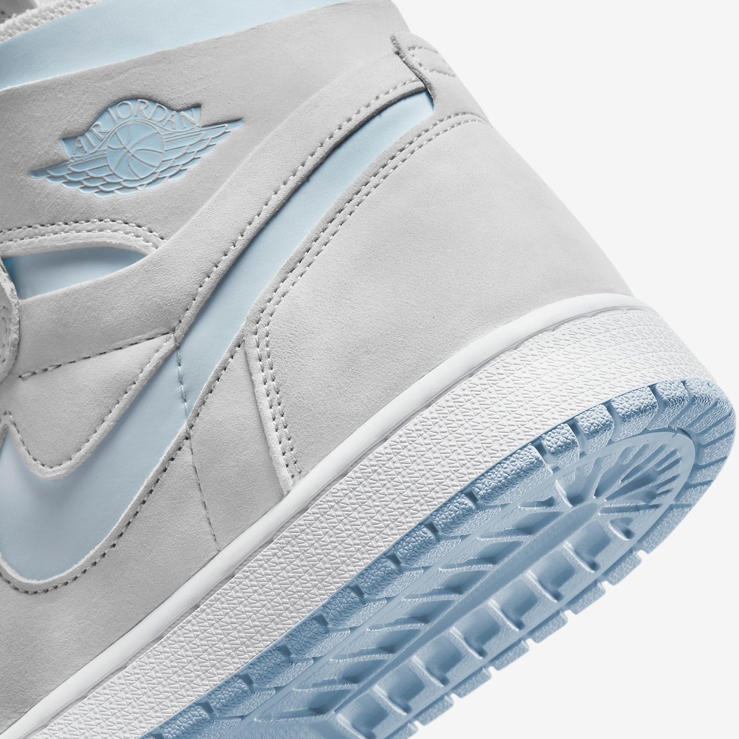 Nike - Air Jordan 1 HIGH Zoom Air CMFT - GREY FOG
